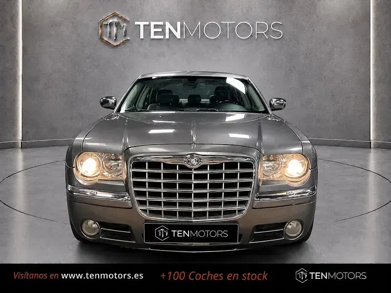 Usado Chrysler 300C 218 CV (160 kW) 2008 Gris / plata Berlina