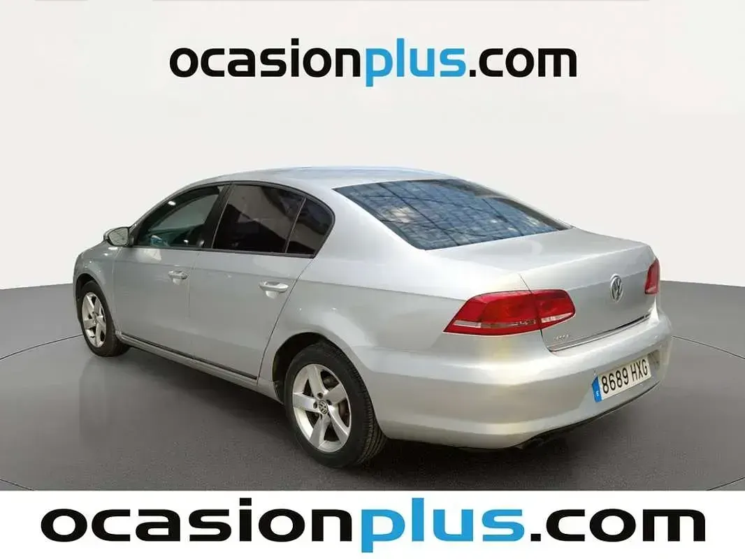 Usado VW Passat Edition 105 CV (77 kW) 2014 Gris Berlina