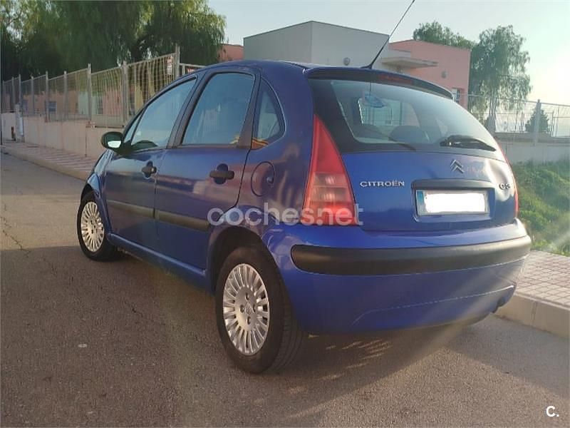 Usado Citroën C3 70 CV (51 kW) 2004 Gris / plata Berlina