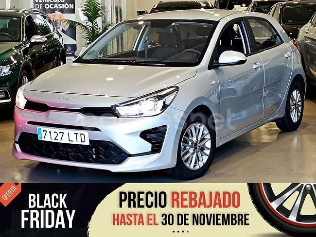 Gris / plata Usado 2021 Kia Rio Berlina | 12.900 € (Buen precio) - Imagen 1/4