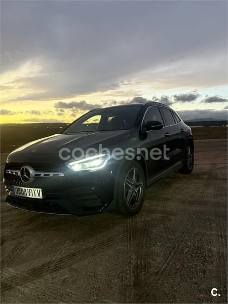 Usado Mercedes GLA200 150 CV (110 kW) 2022 Negro SUV