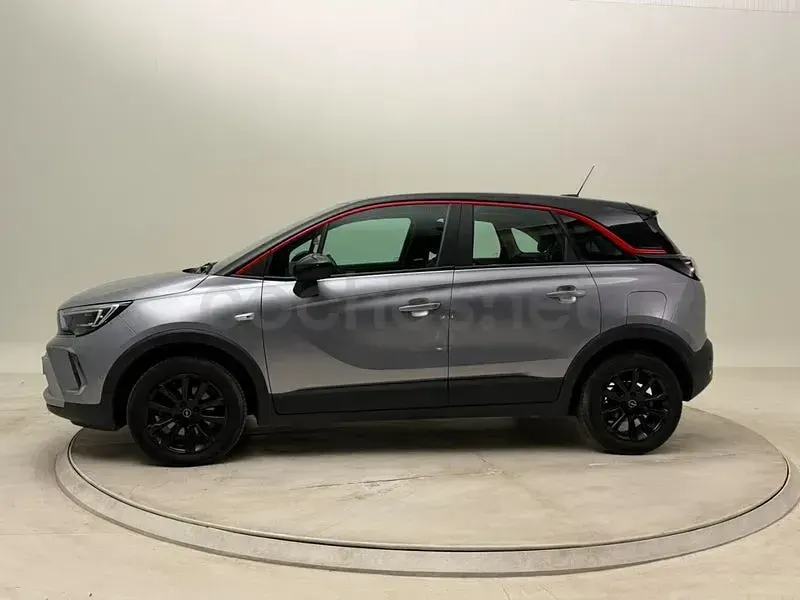 Usado Opel Crossland GS Line 110 CV (80 kW) 2021 Gris / plata SUV