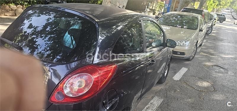 Negro Usado 2010 Ford Ka Individual Utilitario | 3500 € (Precio justo) - Imagen 1/4