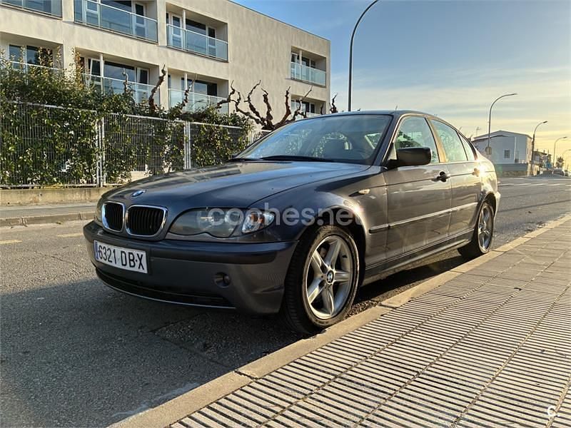 Gris / plata Usado 2001 BMW 320 Berlina | 3500 € (Precio justo) - Imagen 1/4