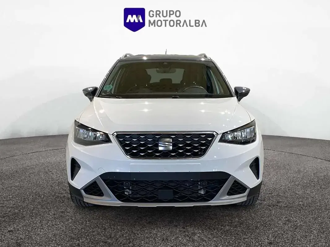 Usado Seat Arona 116 CV (85 kW) 2025 Blanco SUV