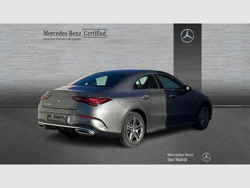 Usado Mercedes CLA250e AMG line 218 CV (160 kW) 2025 Gris Berlina