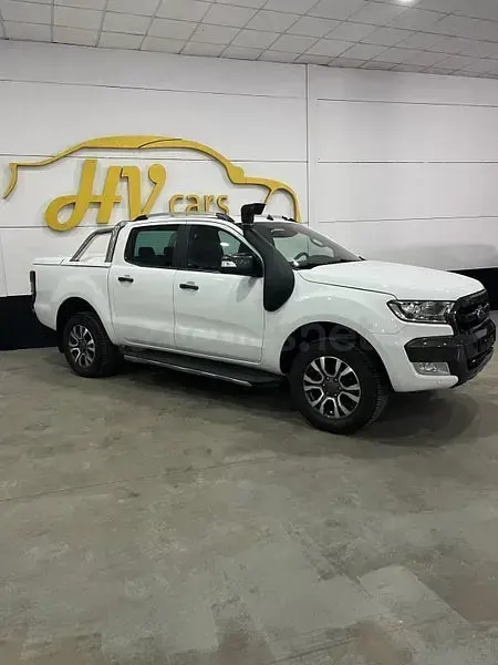 Usado Ford Ranger Wildtrack 200 CV (147 kW) 2018 Blanco Pickup/Camioneta