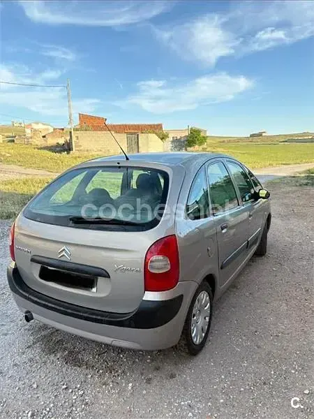 Usado Citroën Xsara Picasso 92 CV (67 kW) 2006 Gris / plata Monovolumen