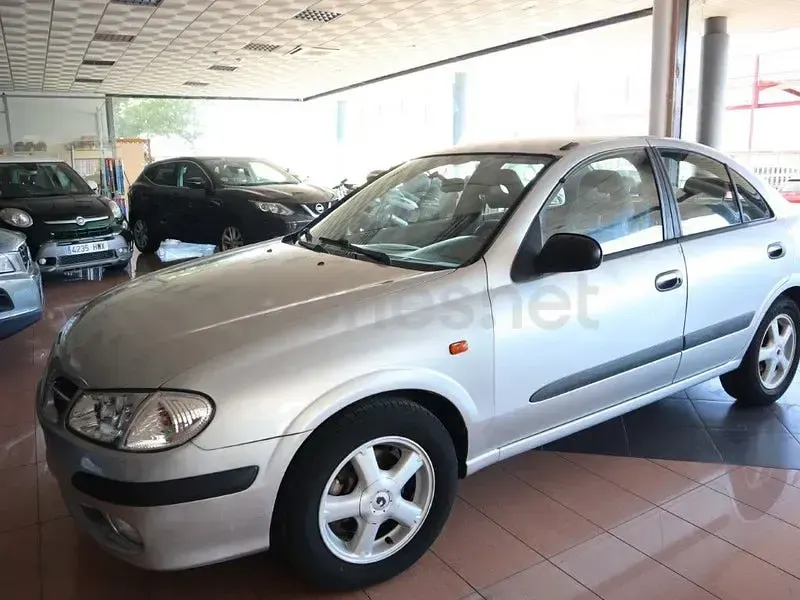 Occasion Nissan Almera Acenta 110 ch (80 kW) 2002 Gris Berline