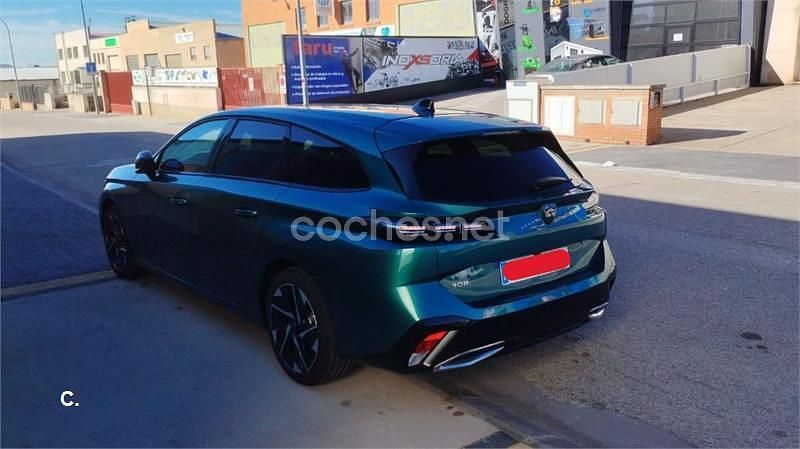 Usado Peugeot 308 SW Allure 130 CV (95 kW) 2023 Azul Familiar