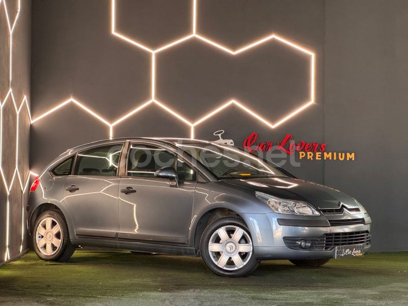 Usado Citroën C4 Exclusive 110 CV (80 kW) 2007 Gris / plata Berlina