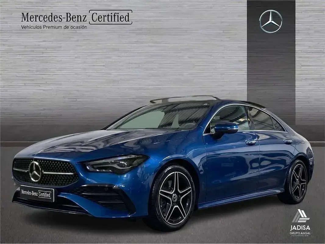 Usado Mercedes CLA200 163 CV (119 kW) 2025 Berlina