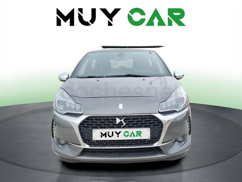 Usado DS Automobiles DS3 110 CV (80 kW) 2019 Gris / plata Berlina