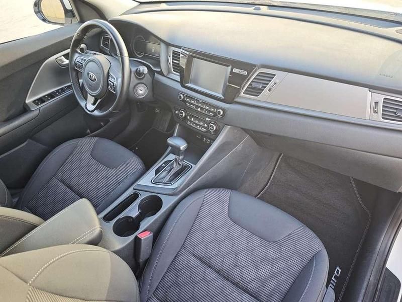 Usado Kia Niro 141 CV (103 kW) 2018 Blanco SUV