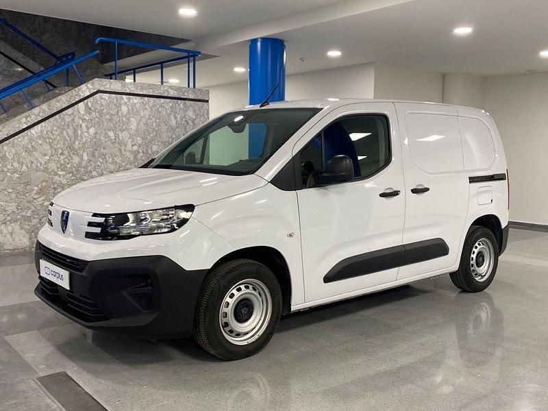 Usado Peugeot Partner 98 CV (72 kW) 2024 Banquise blanco sólido Monovolumen