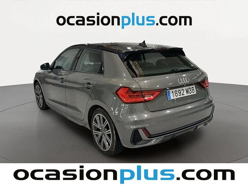 Usado Audi A1 Sportback S-Line 110 CV (80 kW) 2022 Gris Utilitario