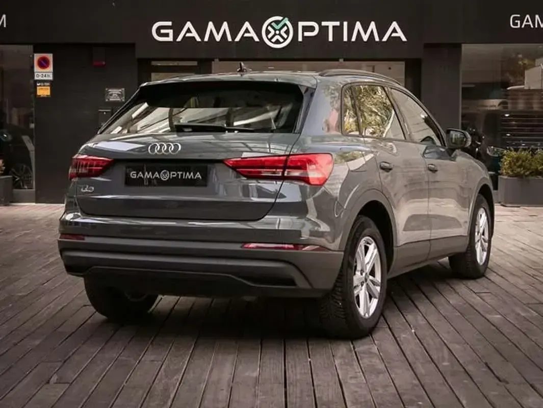 Usado Audi Q3 Attraction 245 CV (180 kW) 2022 Gris SUV
