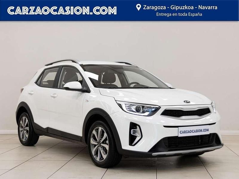 Usado Kia Stonic 101 CV (74 kW) 2021 Blanco SUV