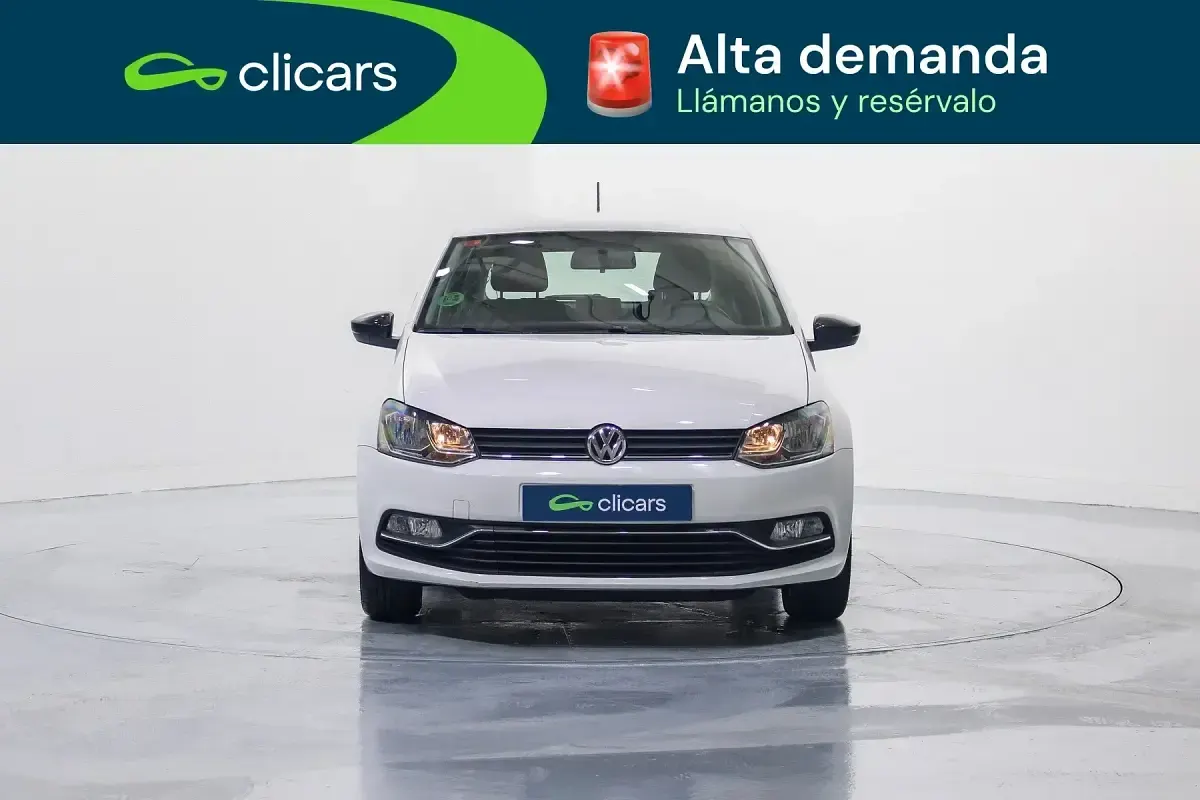 Usado VW Polo Advance 75 CV (55 kW) 2015 Blanco Berlina