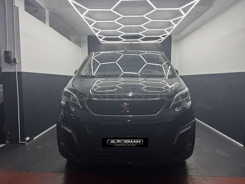 Usado Peugeot Traveller Allure 150 CV (110 kW) 2017 Negro Monovolumen