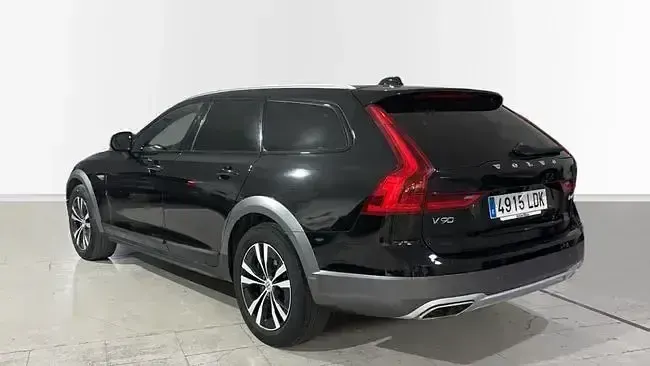 Usado Volvo V60 CC 190 CV (139 kW) 2019 Negro Familiar