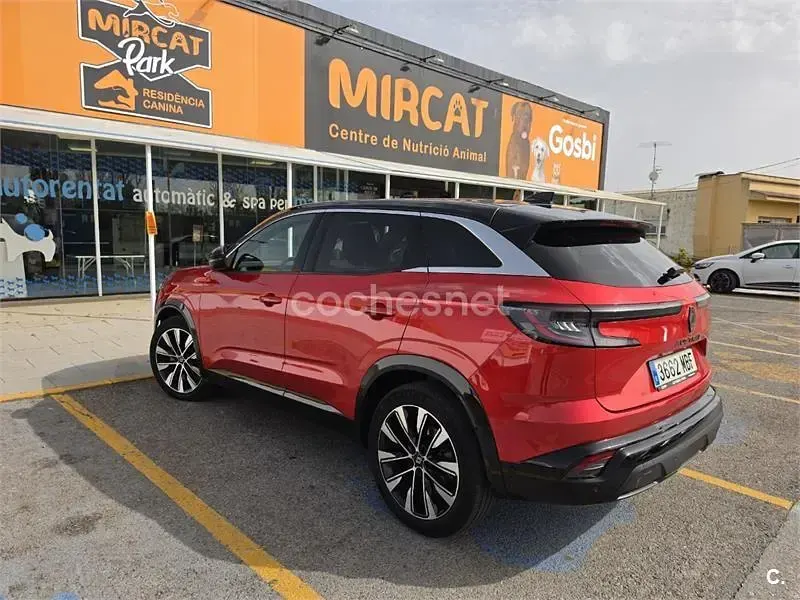 Usado Renault Austral Techno 140 CV (102 kW) 2022 Rojo SUV