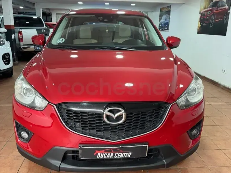 Usado Mazda CX-5 Luxury 175 CV (128 kW) 2014 Granate SUV
