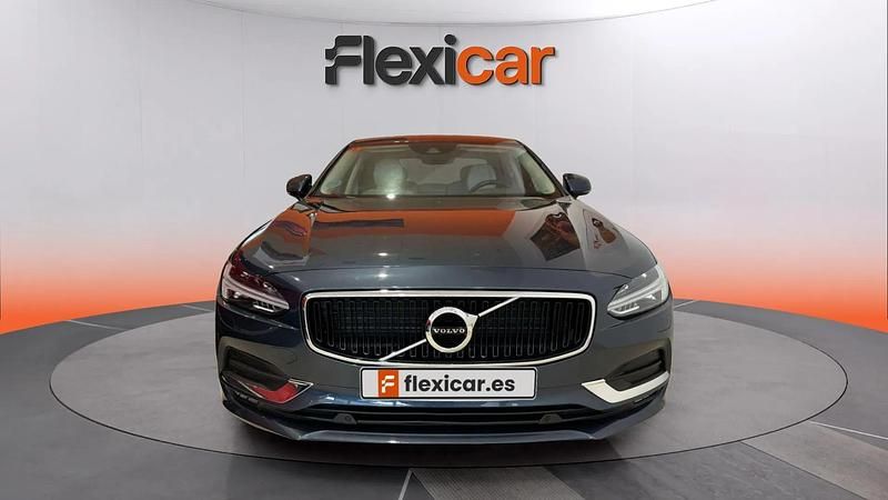 Usado Volvo S90 Momentum 150 CV (110 kW) 2019 Azul Berlina