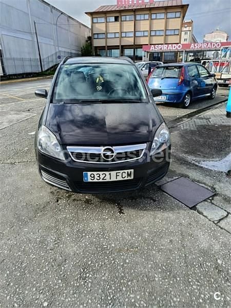 Usado Opel Zafira Enjoy 100 CV (73 kW) 2006 Negro Monovolumen