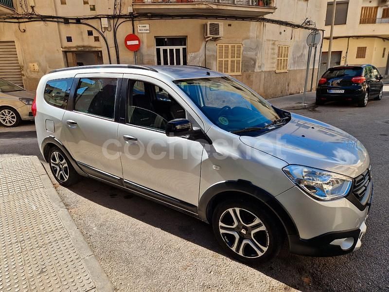 Usado Dacia Lodgy Stepway 102 CV (75 kW) 2018 Gris / plata Monovolumen