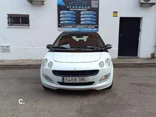 Usado Smart ForFour Passion 95 CV (69 kW) 2005 Blanco Utilitario