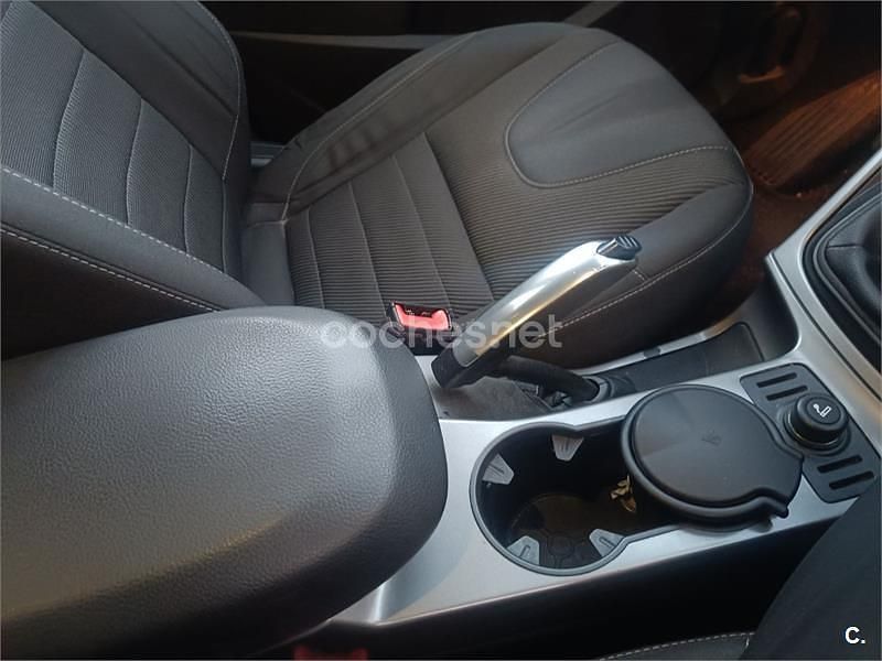 Usado Ford Kuga Trend 150 CV (110 kW) 2016 Negro SUV