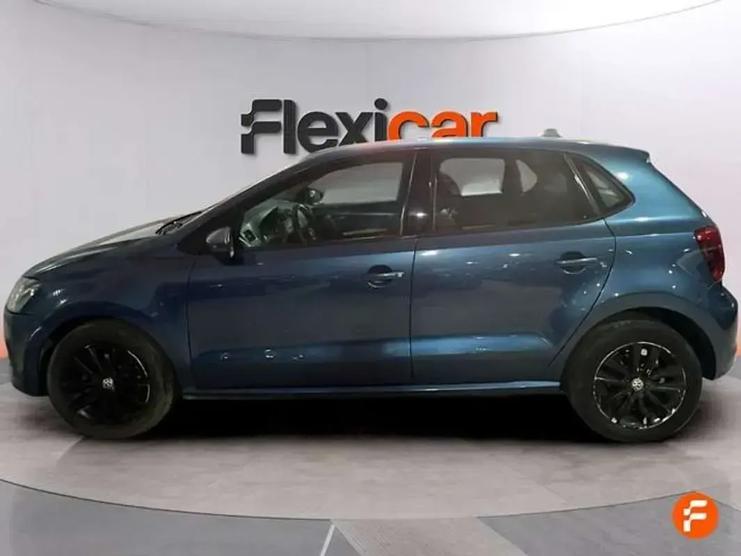 Usado VW Polo 90 CV (66 kW) 2017 Azul Utilitario