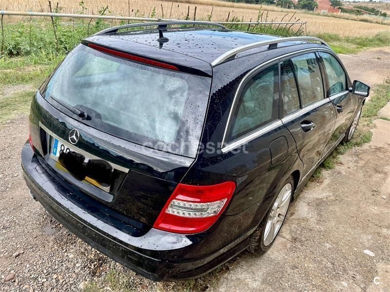 Usado Mercedes C220 Avantgarde 170 CV (125 kW) 2010 Negro Familiar