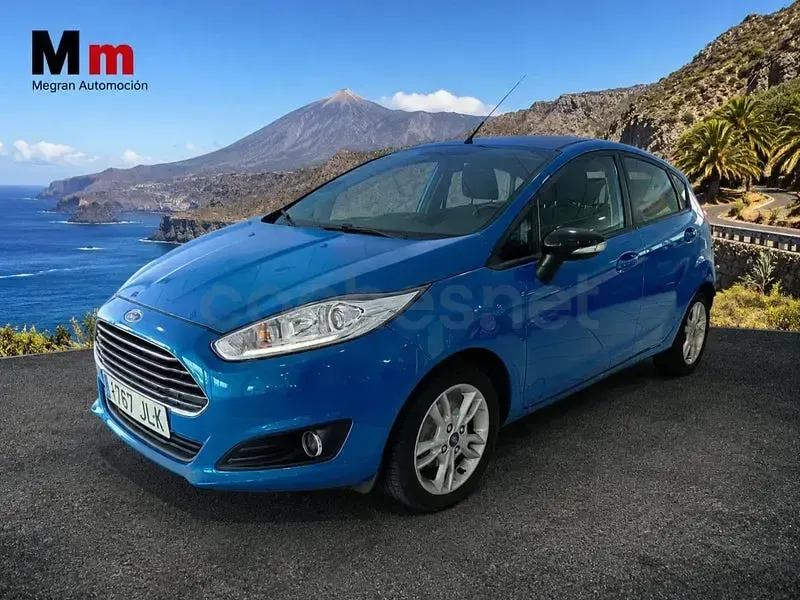 Usado Ford Fiesta Trend 100 CV (73 kW) 2016 Azul Utilitario