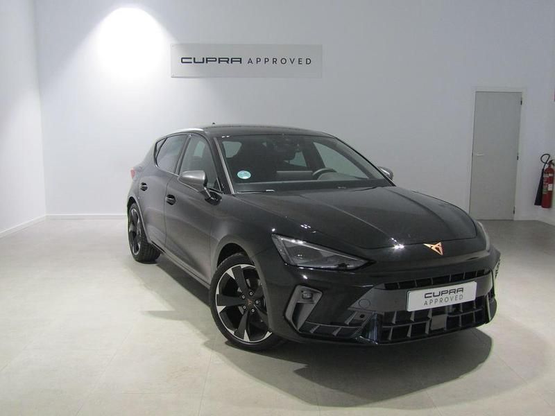 Usado Cupra Leon 150 CV (110 kW) 2024 Negro Coupe