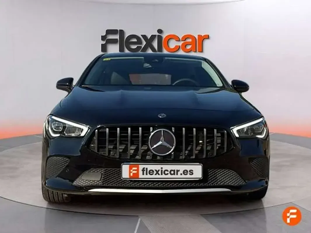 Usado Mercedes CLA180 136 CV (100 kW) 2020 Negro Coupe