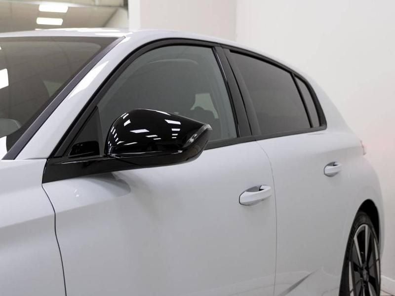 Nuevo Peugeot e-308 Allure 114 kW (156 CV) 2026 Blanco Utilitario