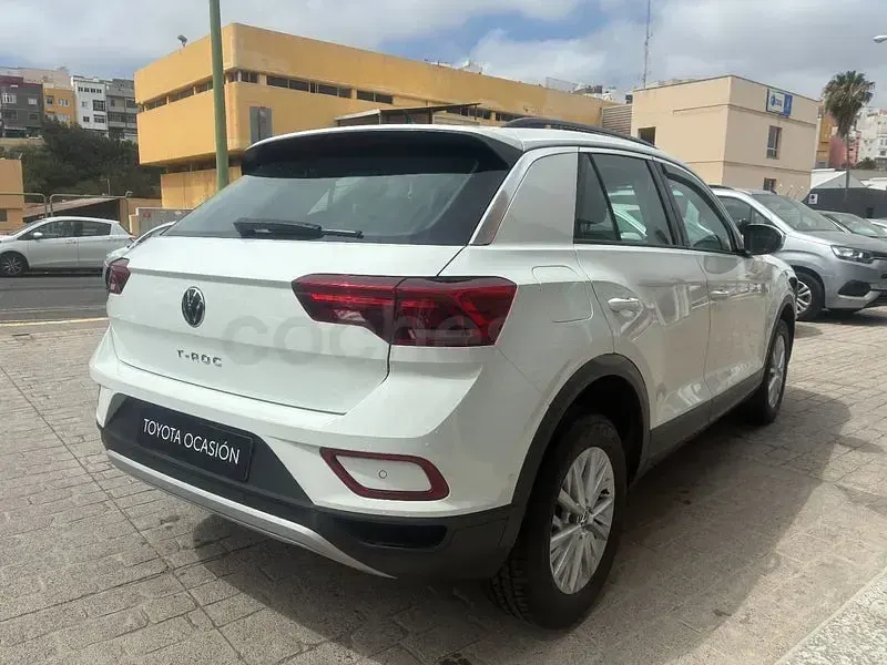 Usado VW T-Roc Advance 110 CV (80 kW) 2022 Blanco SUV