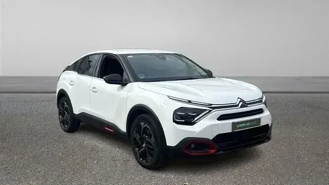 Usado Citroën C4 Feel 130 CV (95 kW) 2021 Blanco
