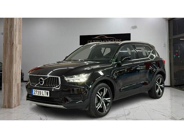 Usado Volvo XC40 Inscription 211 CV (155 kW) 2021 Negro SUV