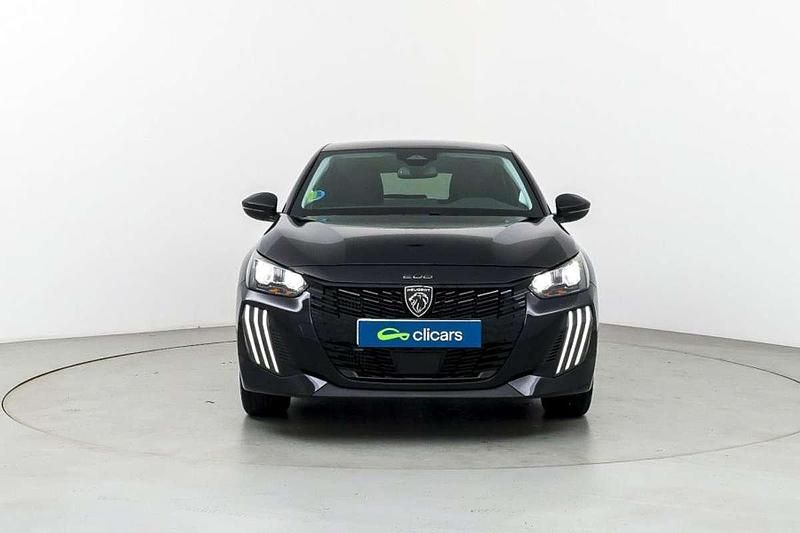 Usado Peugeot 208 Allure 101 CV (74 kW) 2025 Negro Utilitario