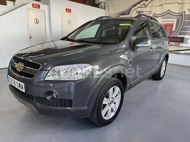 Usado Chevrolet Captiva LS 127 CV (93 kW) 2010 Gris / plata SUV