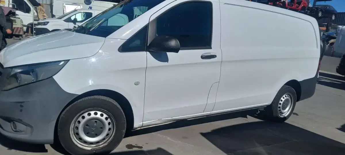 Usado Mercedes Vito 114 CV (83 kW) 2015 Blanco Van