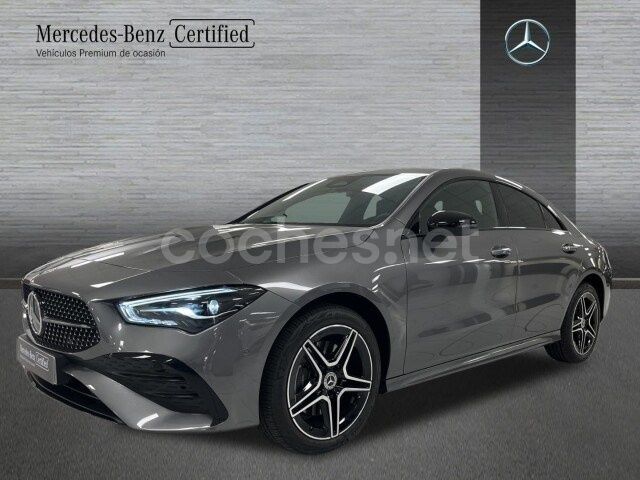 Gris Usado 2024 Mercedes CLA250e AMG line Berlina | 42.900 € (Precio justo) - Imagen 1/4