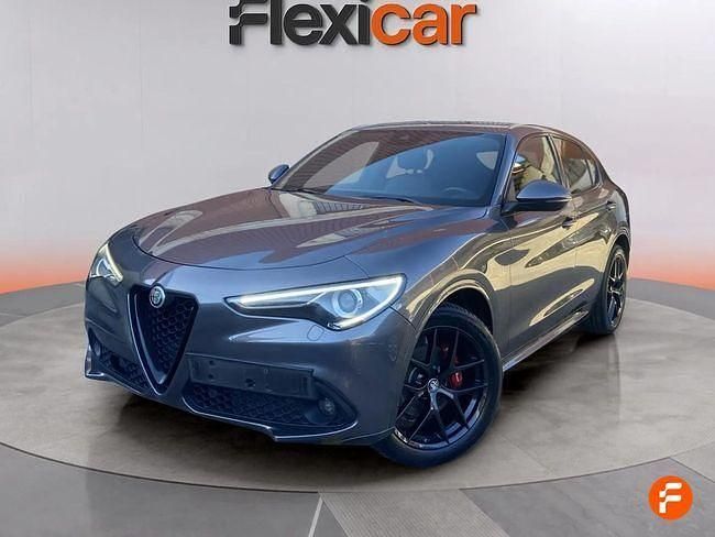 Usado Alfa Romeo Stelvio Veloce 210 CV (154 kW) 2021 Gris SUV