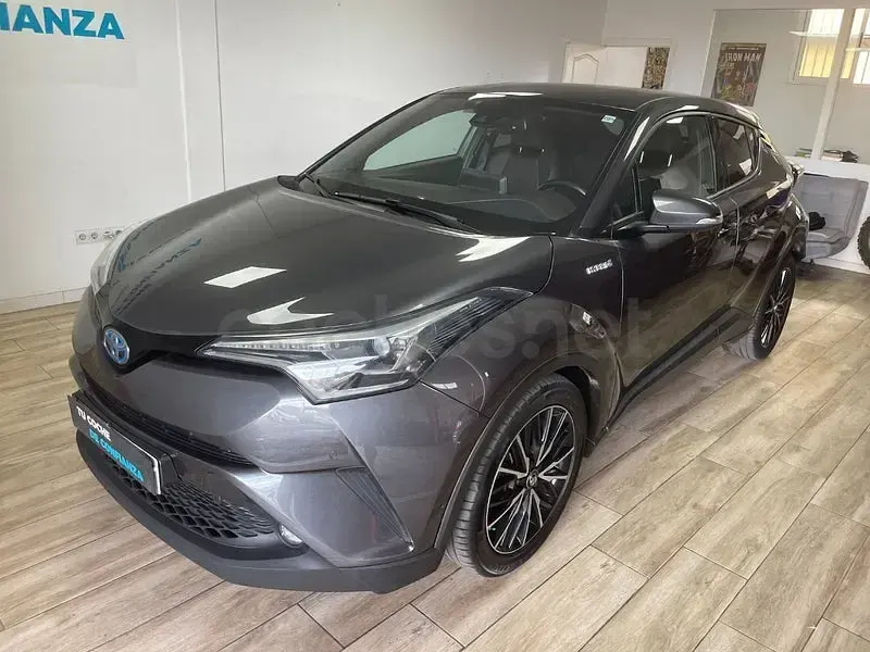 Usado Toyota C-HR Plus 122 CV (89 kW) 2017 Gris / plata SUV