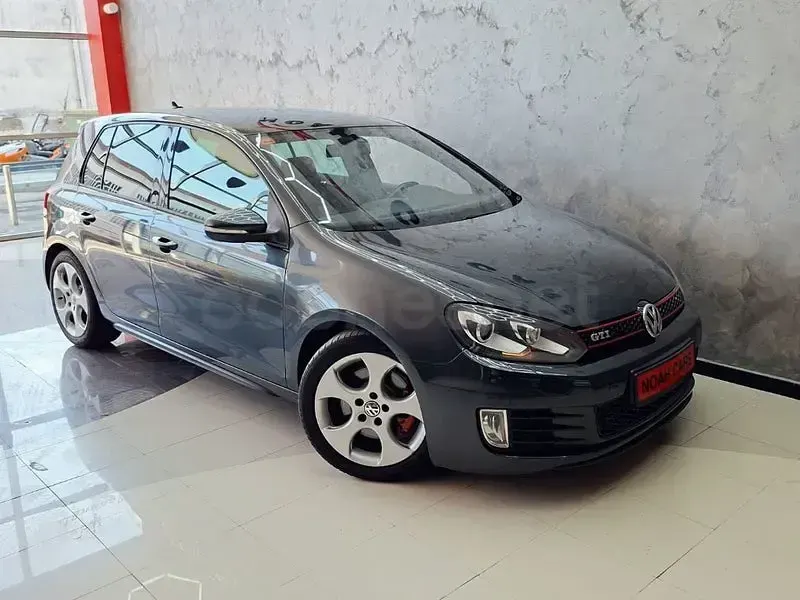 Usado VW Golf VI GTI 210 CV (154 kW) 2009 Gris / plata Utilitario