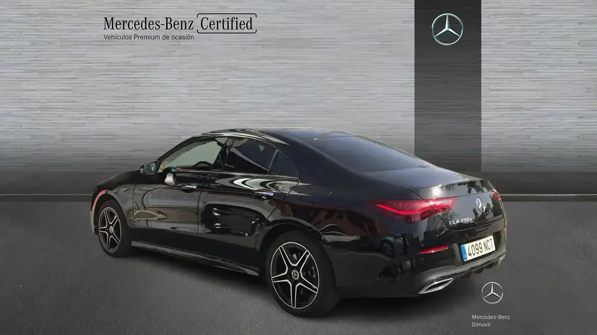 Usado Mercedes CLA250e 218 CV (160 kW) 2025 Negro Coupe