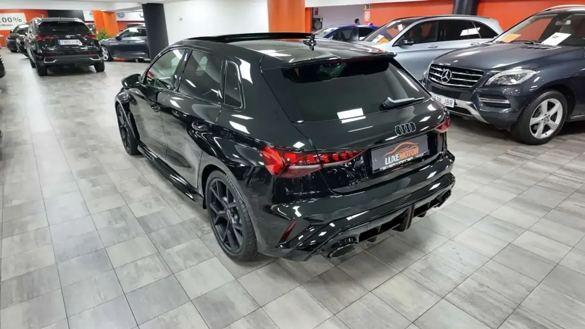Nuevo Audi RS3 Sportback 400 CV (294 kW) 2026 Negro Utilitario